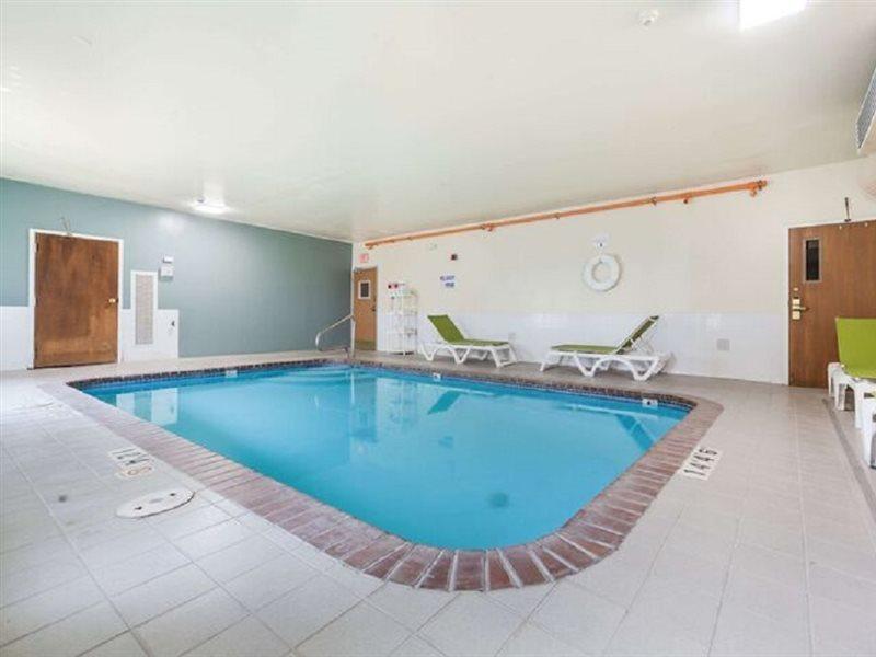 Quality Inn & Suites West Omaha - Ne Linclon Zewnętrze zdjęcie
