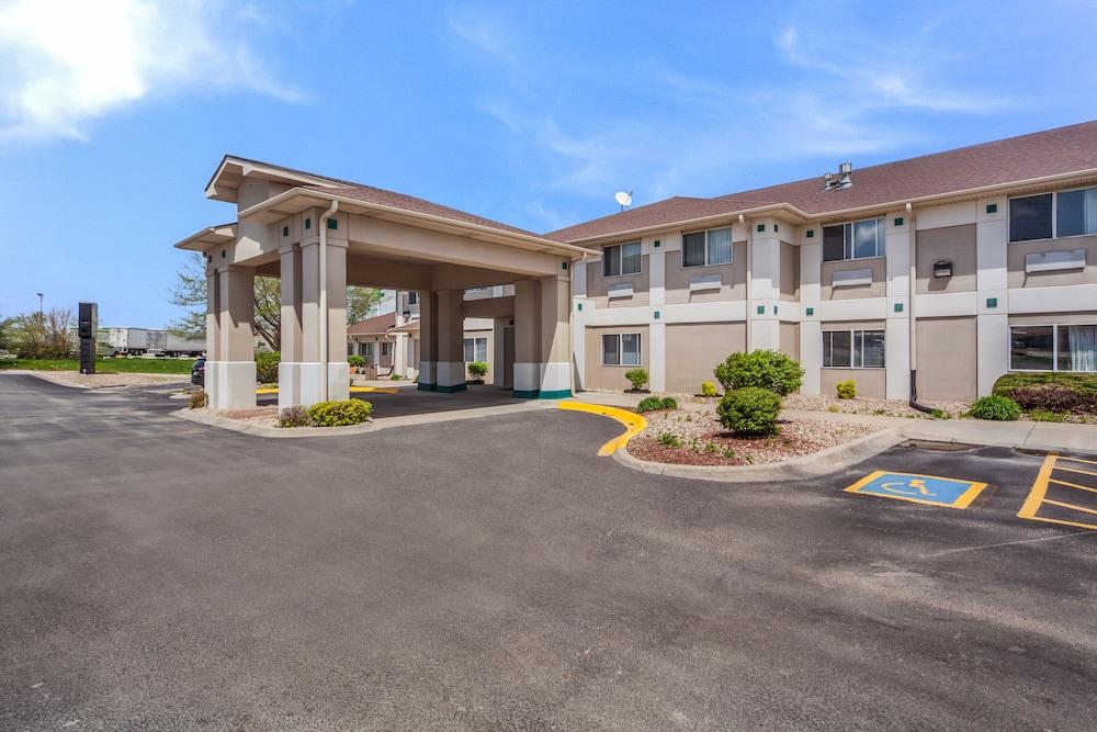 Quality Inn & Suites West Omaha - Ne Linclon Zewnętrze zdjęcie