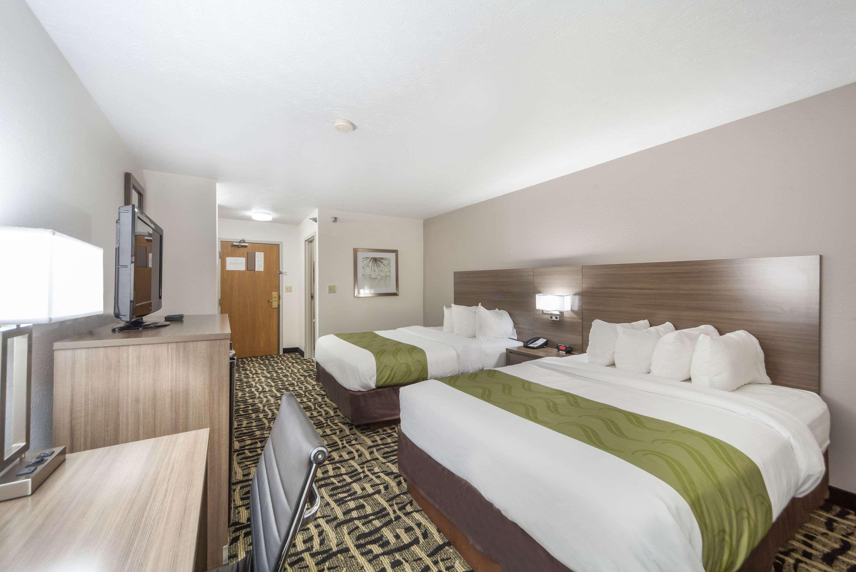 Quality Inn & Suites West Omaha - Ne Linclon Zewnętrze zdjęcie