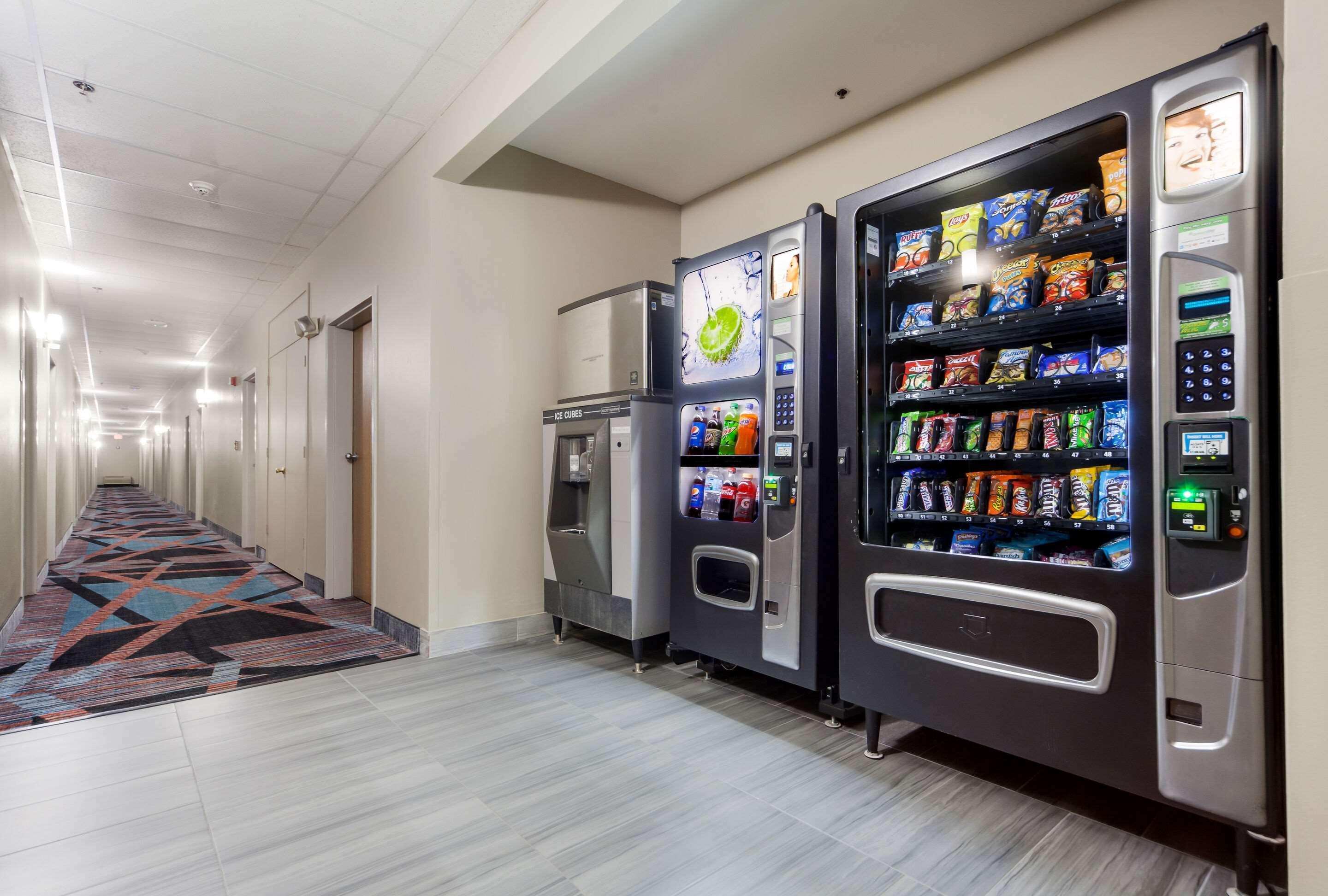 Quality Inn & Suites West Omaha - Ne Linclon Zewnętrze zdjęcie