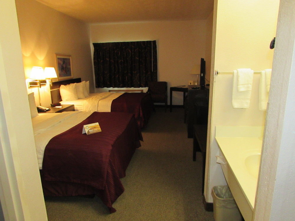 Quality Inn & Suites West Omaha - Ne Linclon Zewnętrze zdjęcie